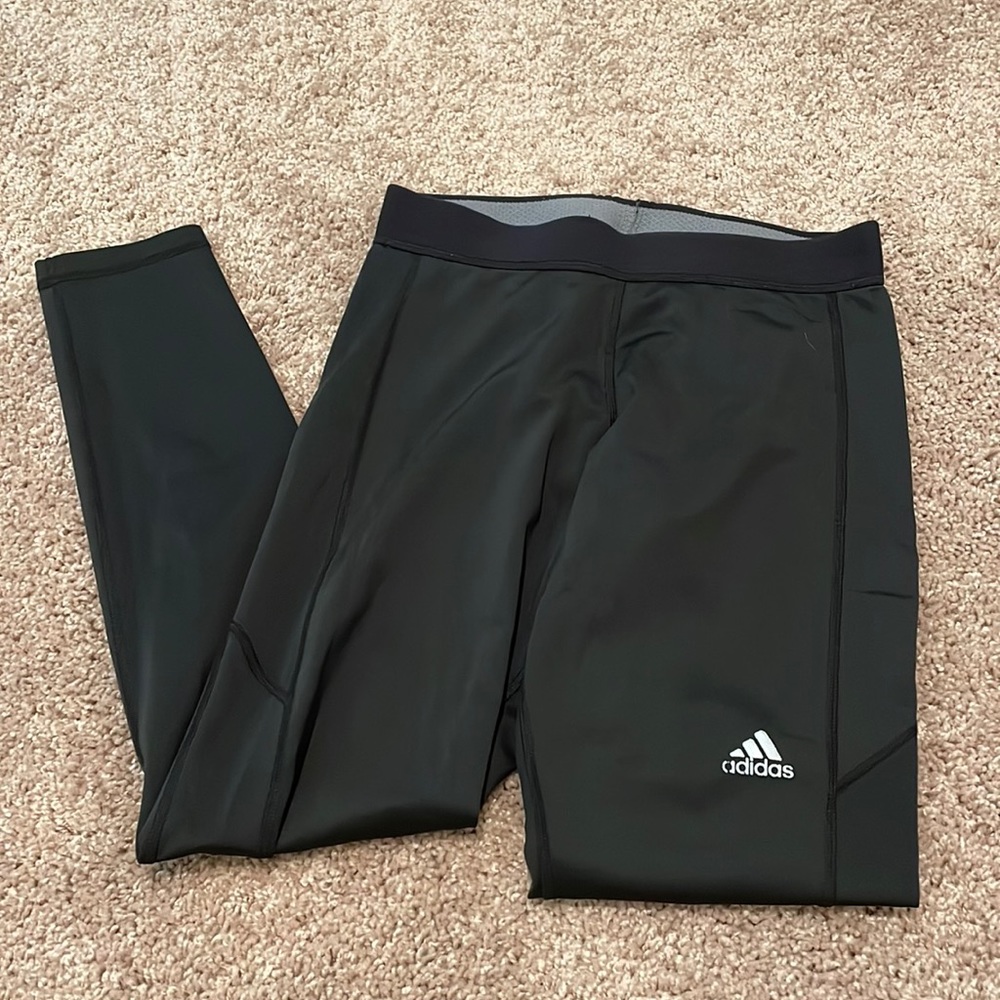 Womens athletic leggings